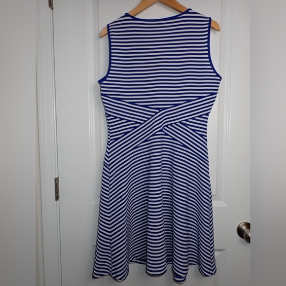 Trulli Women’s Blue and White Stretchy A-line Dress size L - Picture 2 of 5